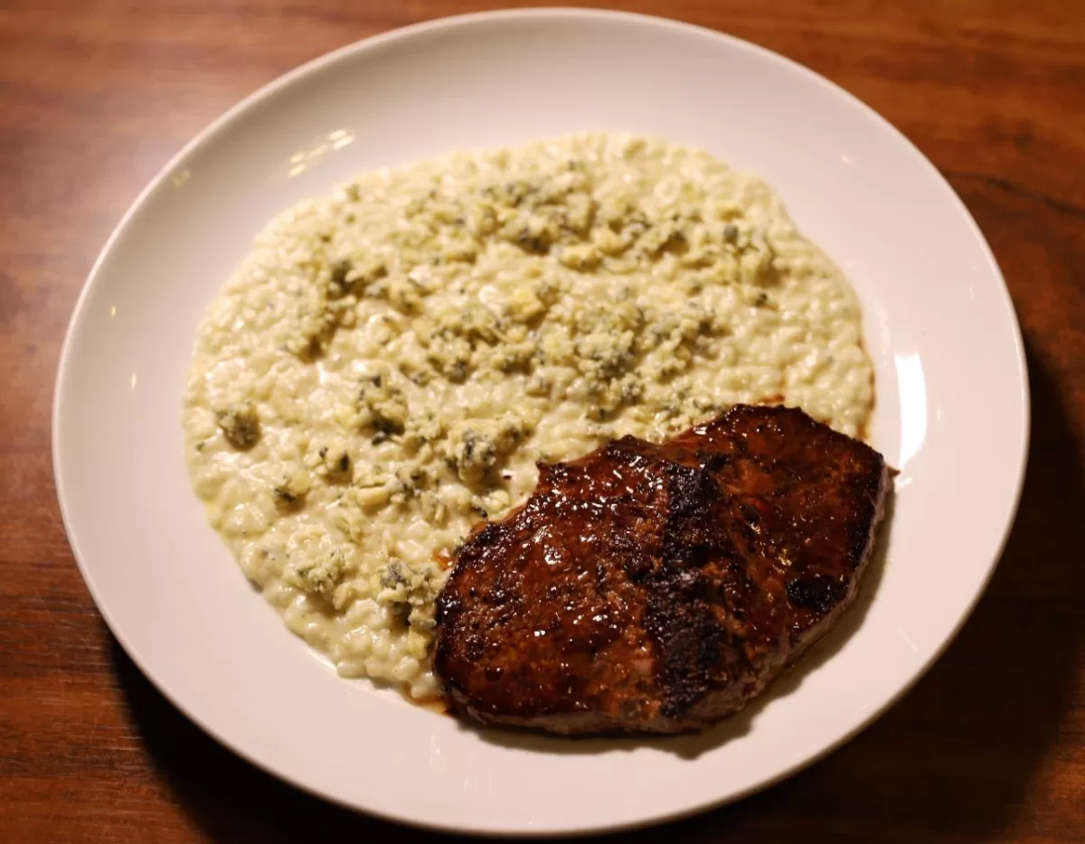 De gorgonzola com filé mignon grelhado